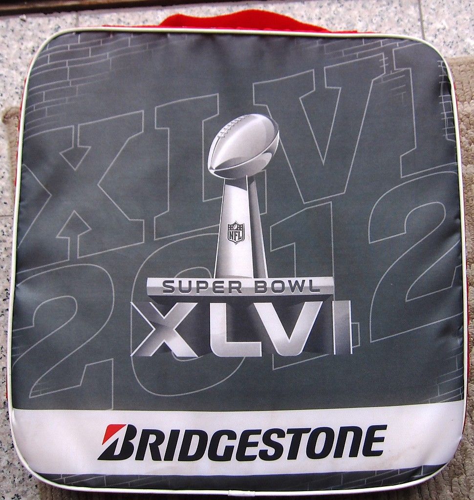 Super Bowl CS         Cushion