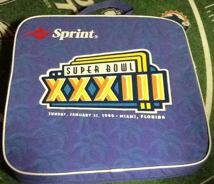 Super Bowl CS         Cushion