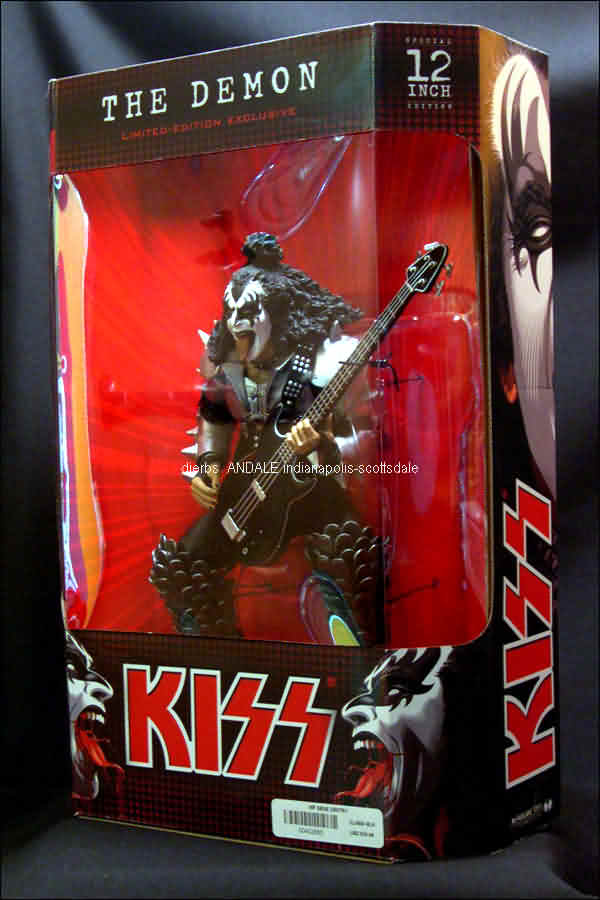 Gene Simmons - Kiss The Demon 12