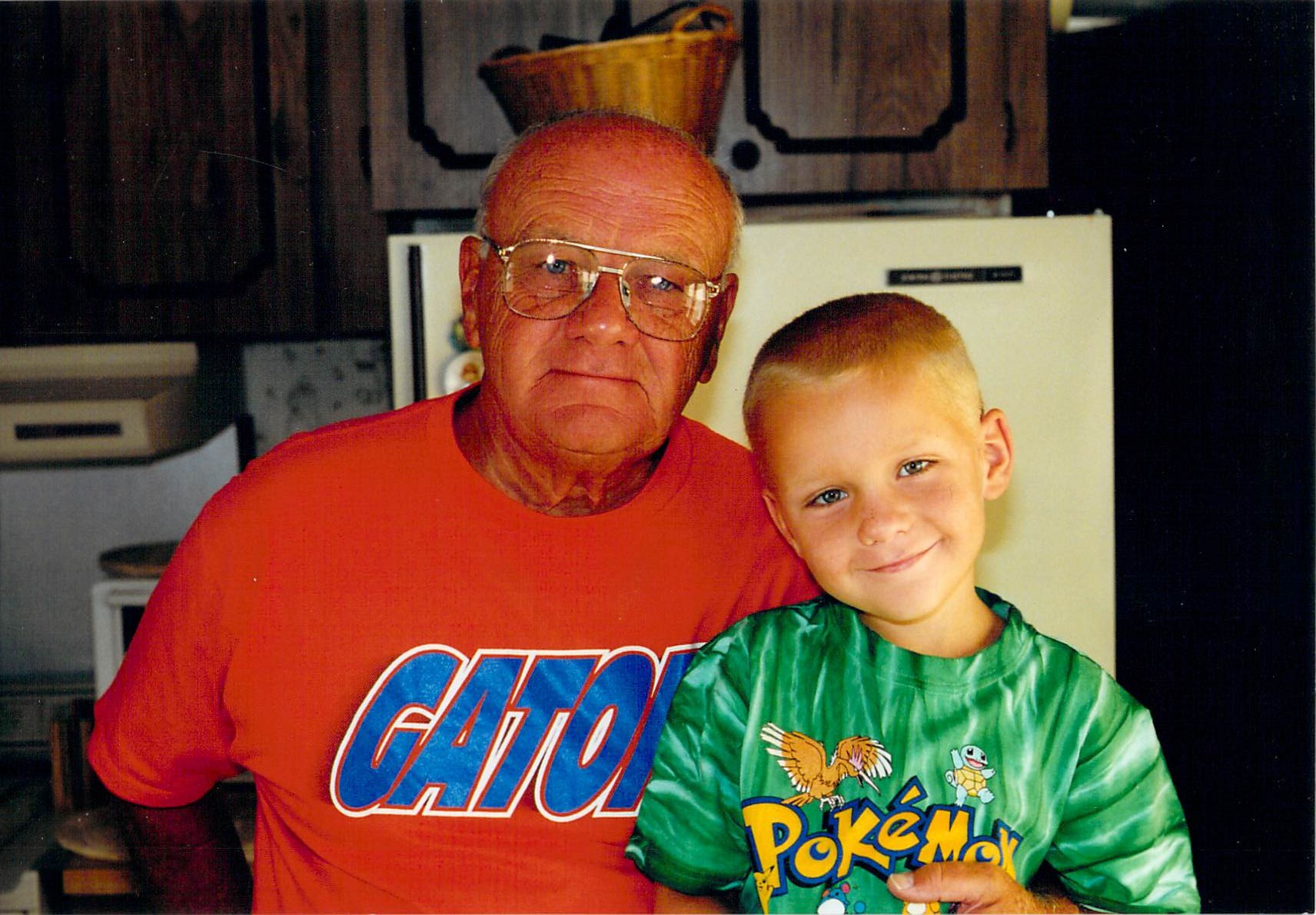 2000-1.jpg